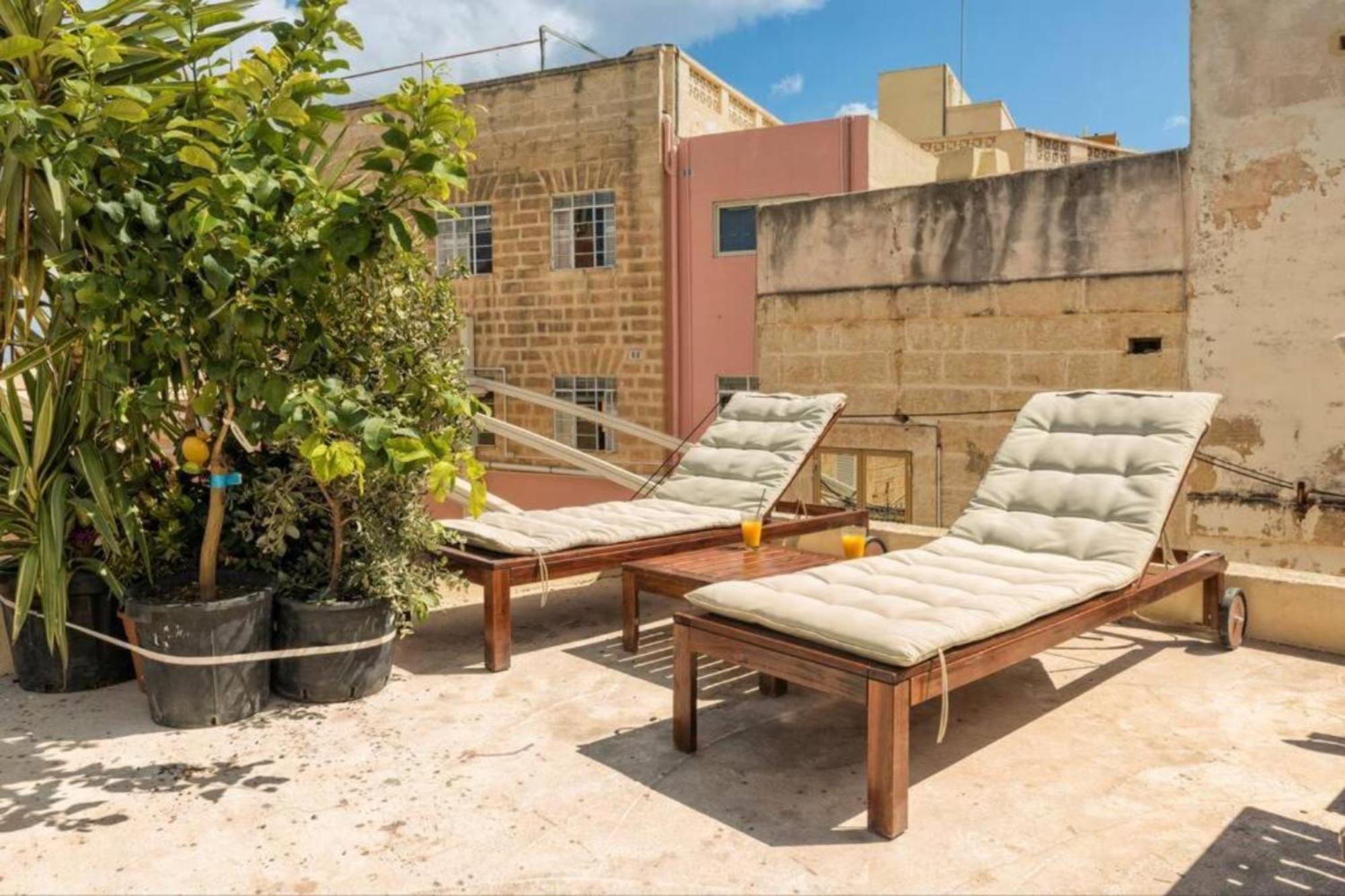Authentic Gf Apartment With Terrace At The 3 Cities Marina Cospicua 외부 사진