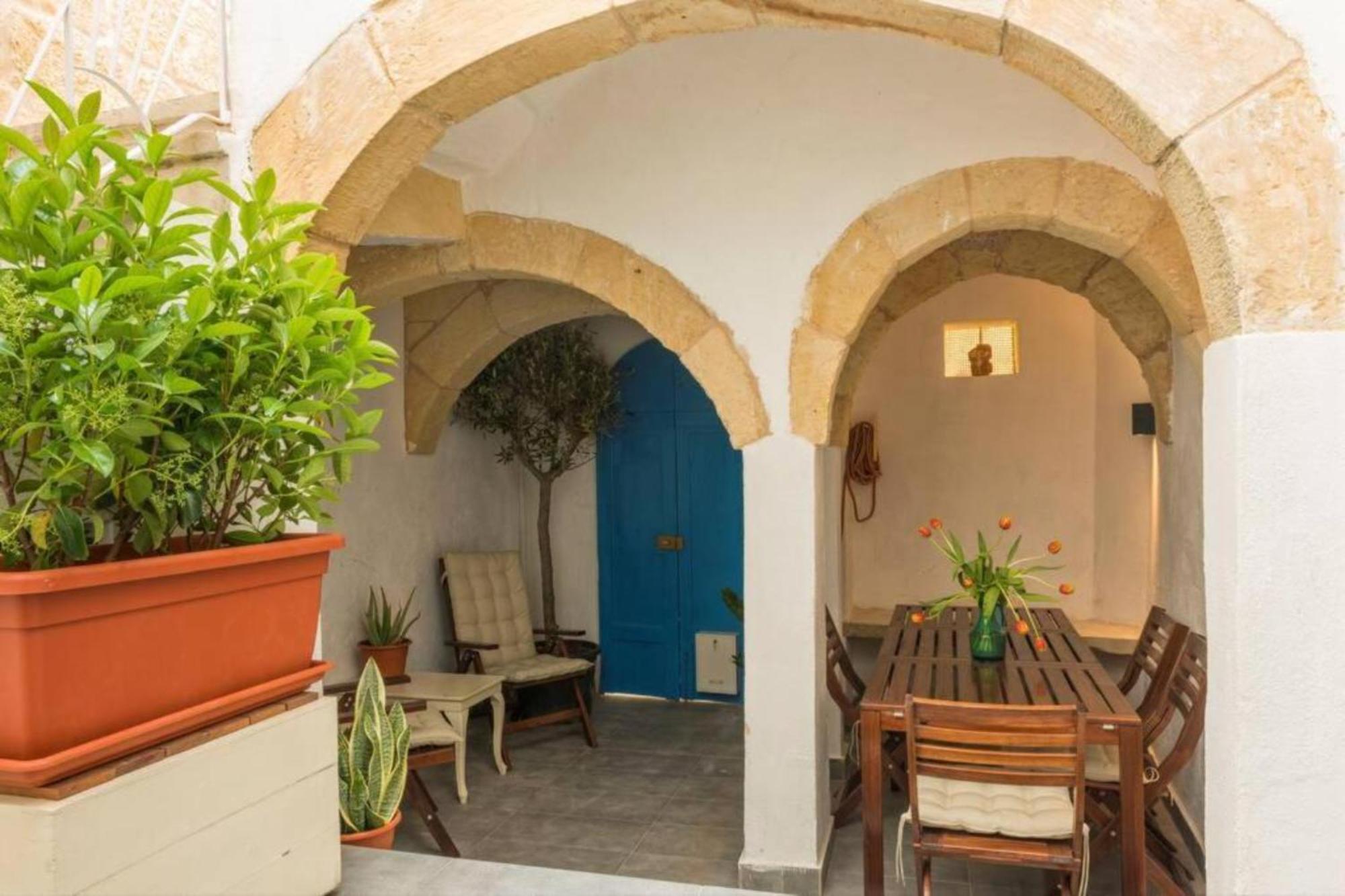 Authentic Gf Apartment With Terrace At The 3 Cities Marina Cospicua 외부 사진