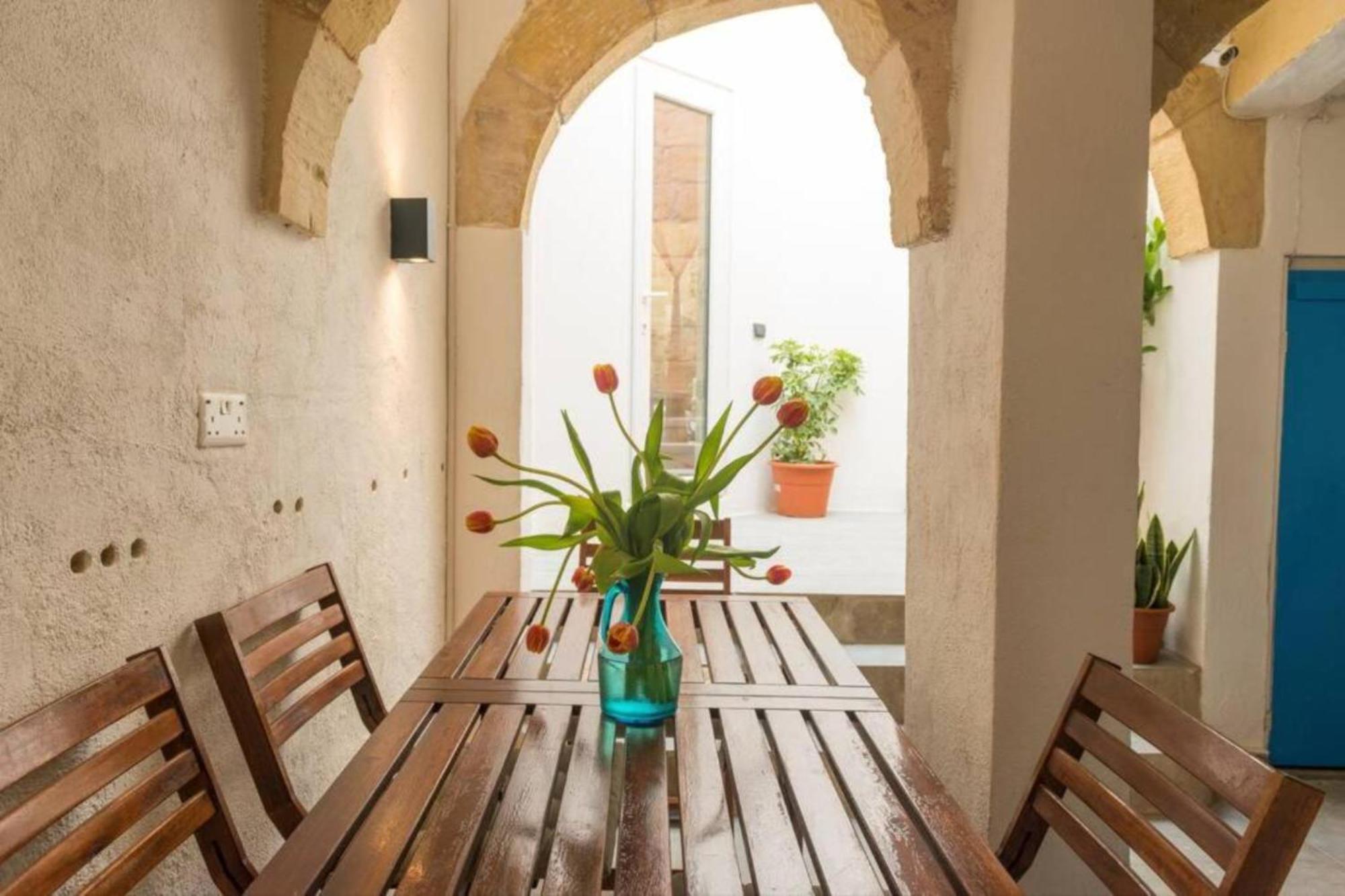 Authentic Gf Apartment With Terrace At The 3 Cities Marina Cospicua 외부 사진